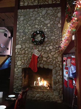 Fireplace Decorating Beautiful Christmas Decorations and Fireplace In the Main Dining Room