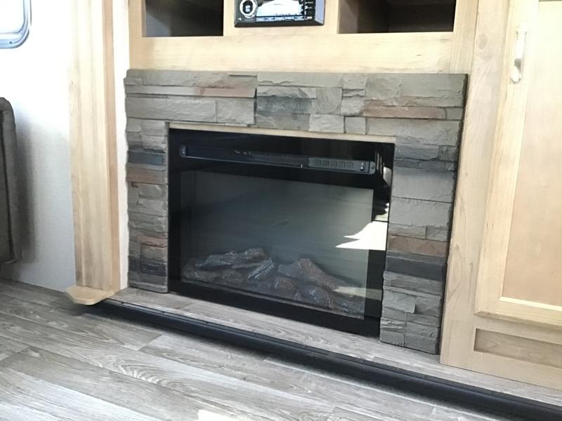 Virtual Fireplace Website Elegant 2020 Winnebago Minnie Plus 30rlss