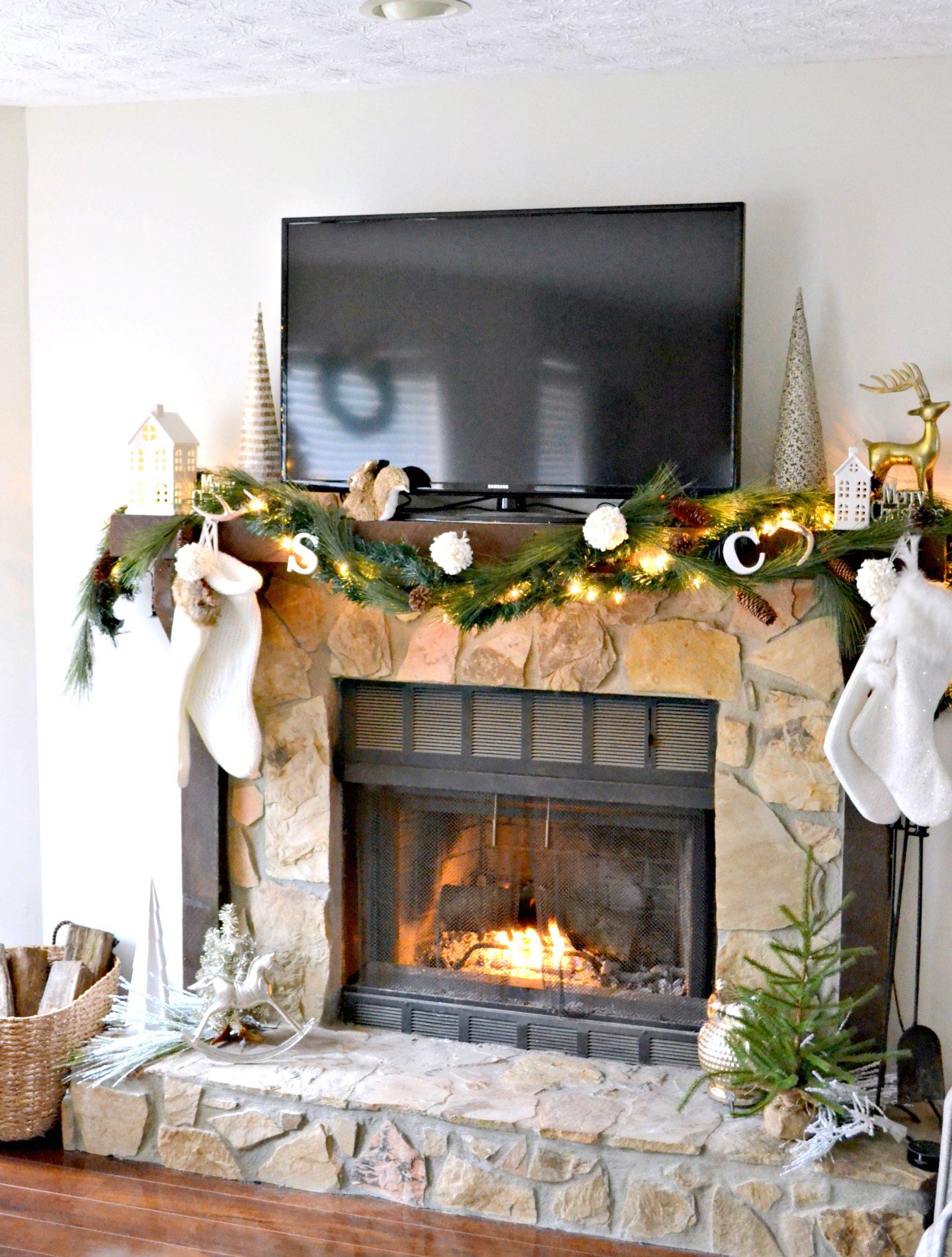 Big Lots Fireplace Mantels Awesome Christmas Mantel Ideas How to Style A Holiday Mantel